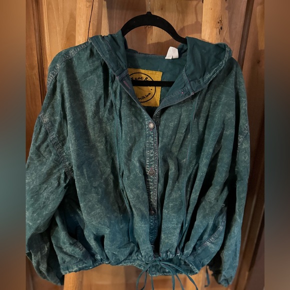 Women's Green Hooded Jacket - Picture 1 of 7